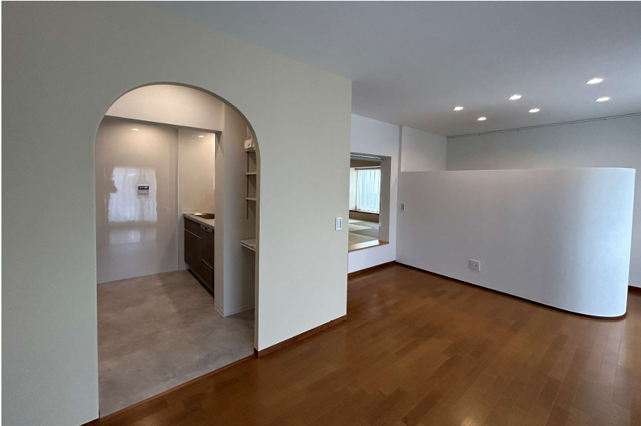 Ⅱ列型で憧れの対面キッチンにしたフルリノベーション