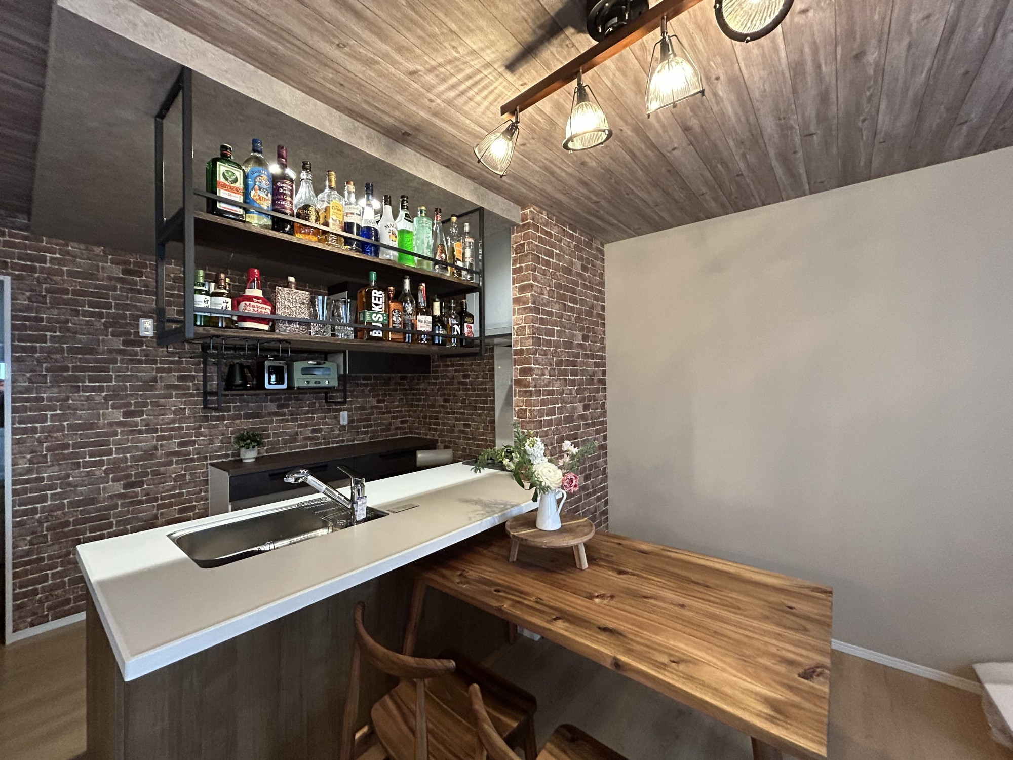 真っ白なキャンバスを自分好みのカラーに